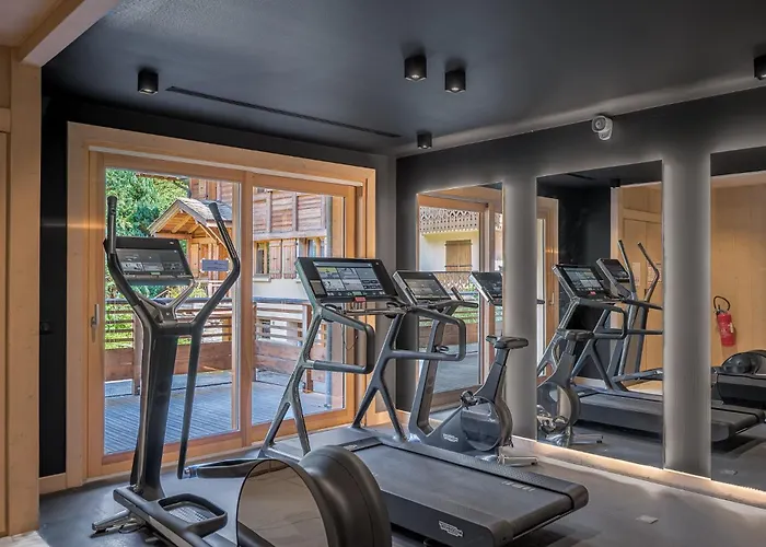 Senna - Center Spacious & Modern