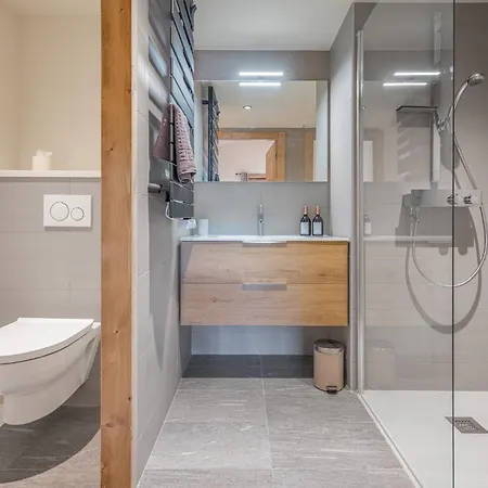 Apartmán Senna - Center Spacious & Modern *